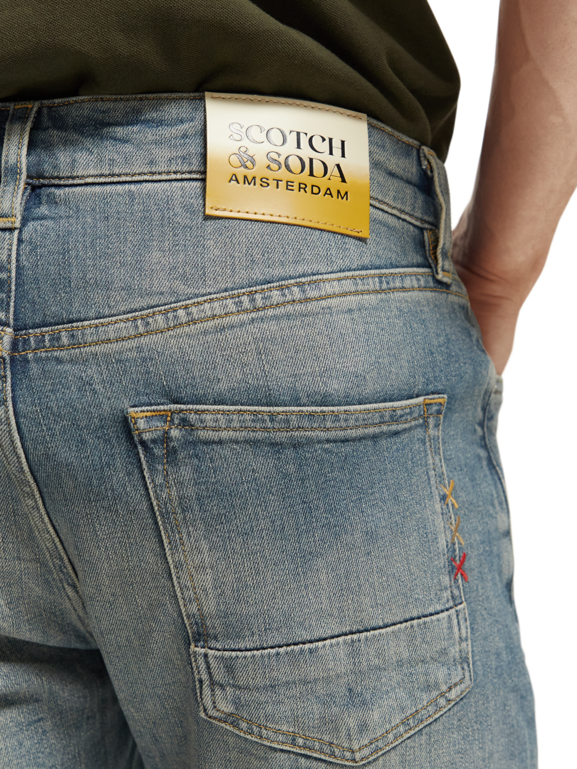 Джинсы Ralston regular slim голубые Scotch & Soda - купить в официальном  интернет-магазине